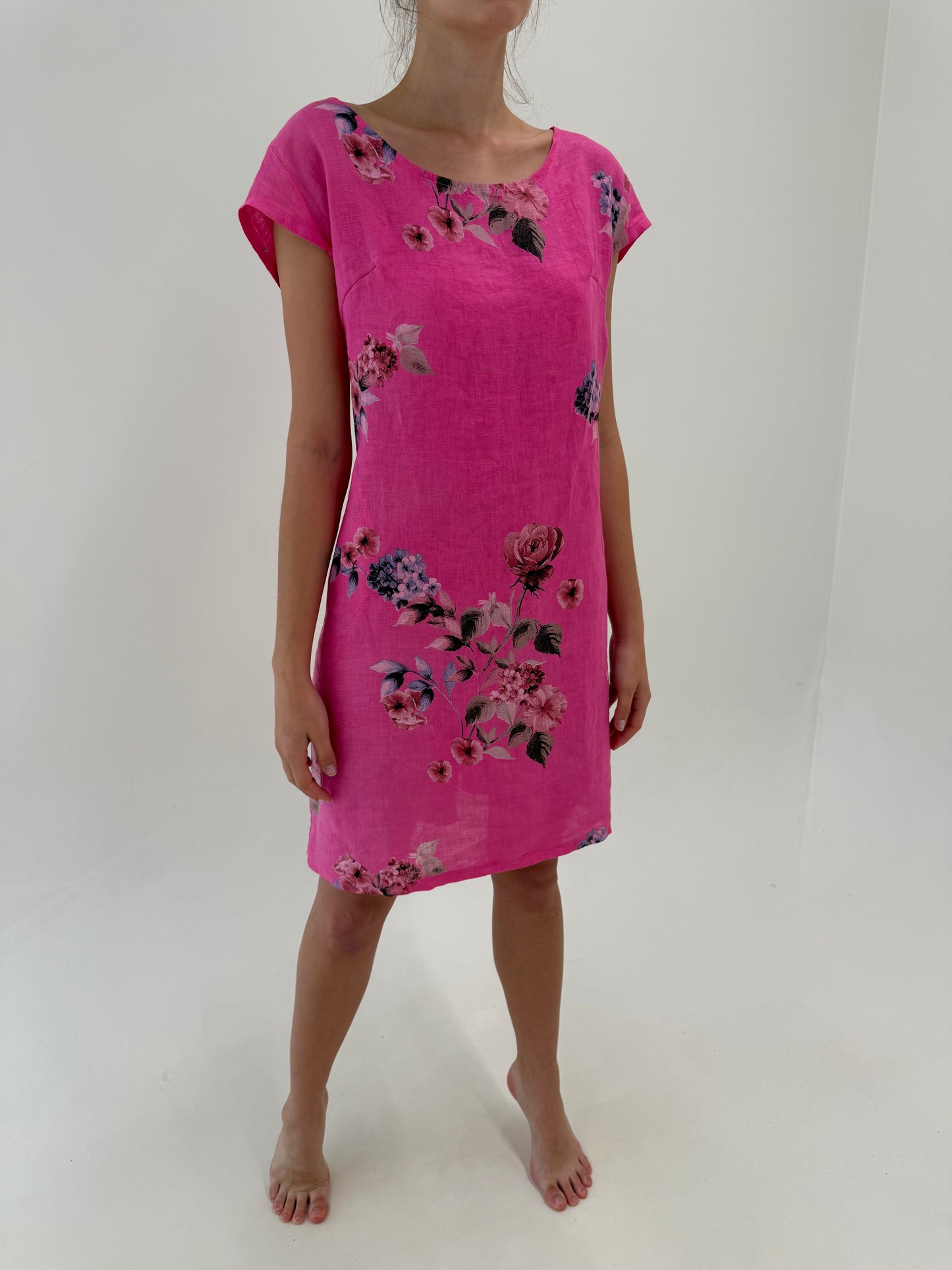 Rochie italiană din in fucsia cu print floral superb în croi minimalist și buzunare