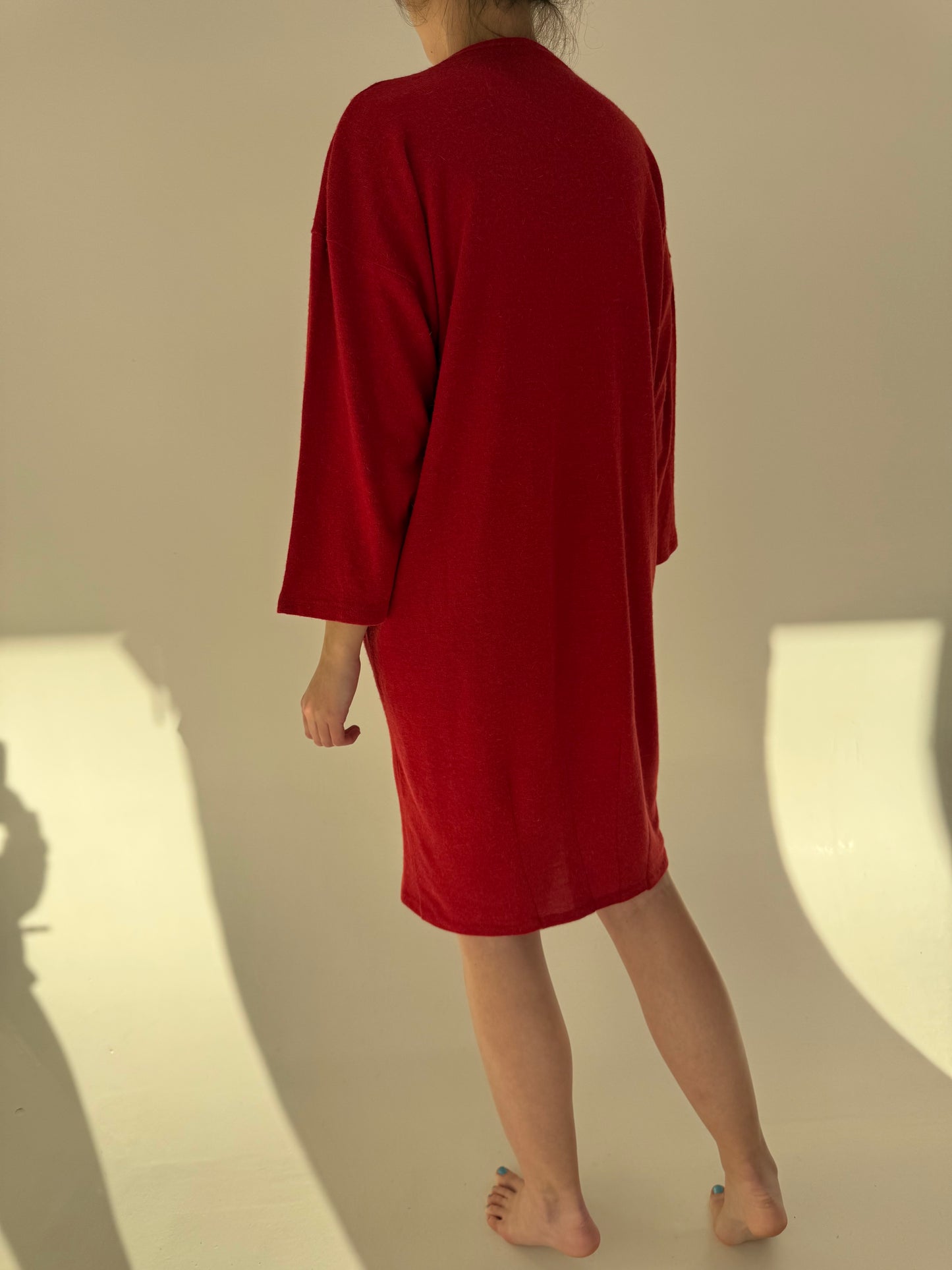 Rochie vintage cherry red cu mânecă fluture în croi retro modern