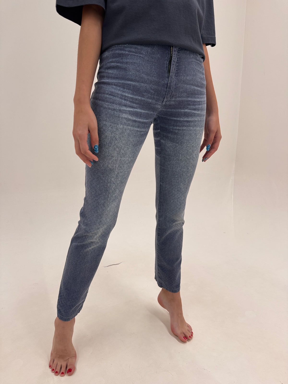 Jeans iconic Roberto Cavalli cu animal print discret snake specific brandului