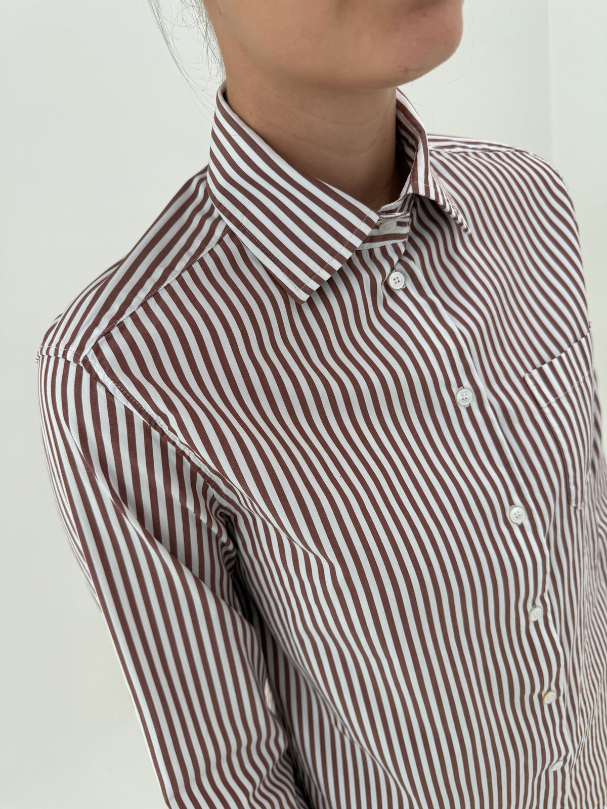 Cămașa Max Mara în dungi chocolate brown din poplin de bumbac
