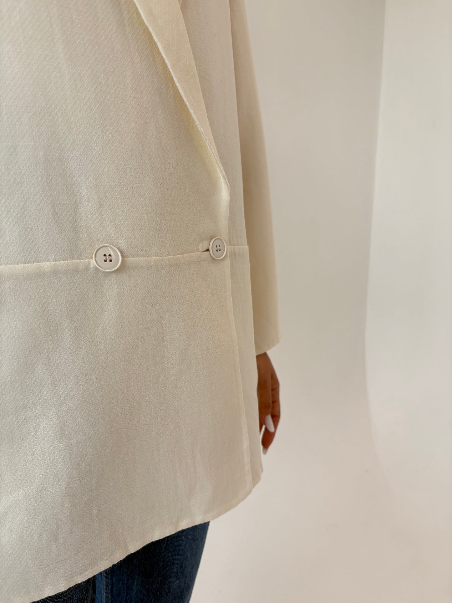 Paltonas vintage italian couture din lana extrafina butter white în croi retro modern