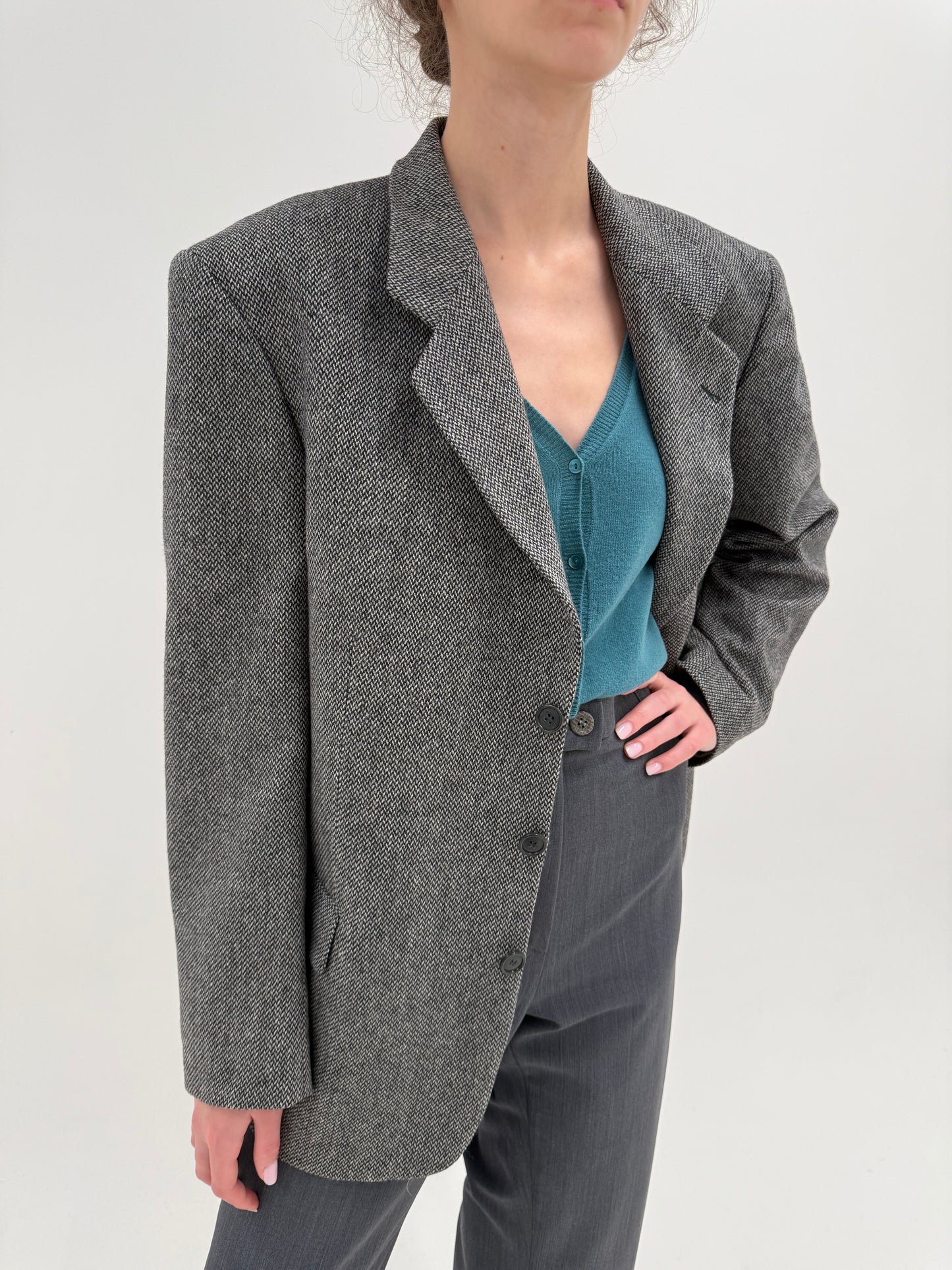 Sacou italian din stofă groasă Chevron de lana virgină alb cu negru