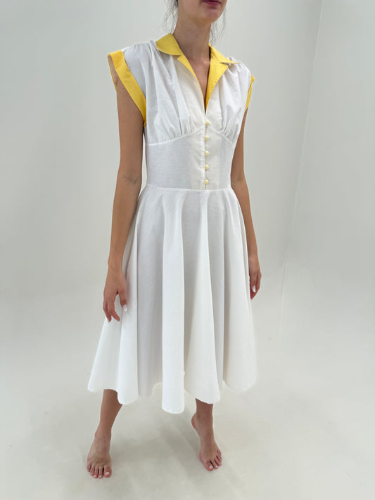 Rochie vintage excepțională cu talie ultra marcată în croi de ani 50