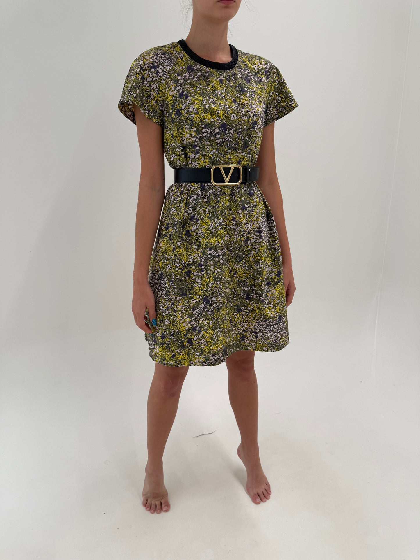 Rochie de brand luxury Cacharel în croi actual din canvas extrafin de bumbac