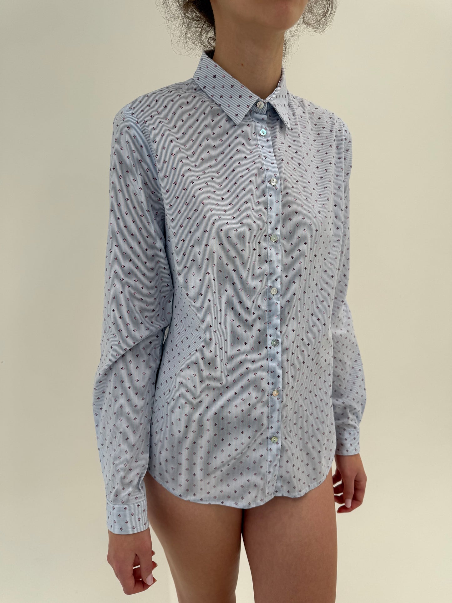 Cămașa premium baby blue în croi ușor cambrat din poplin confort