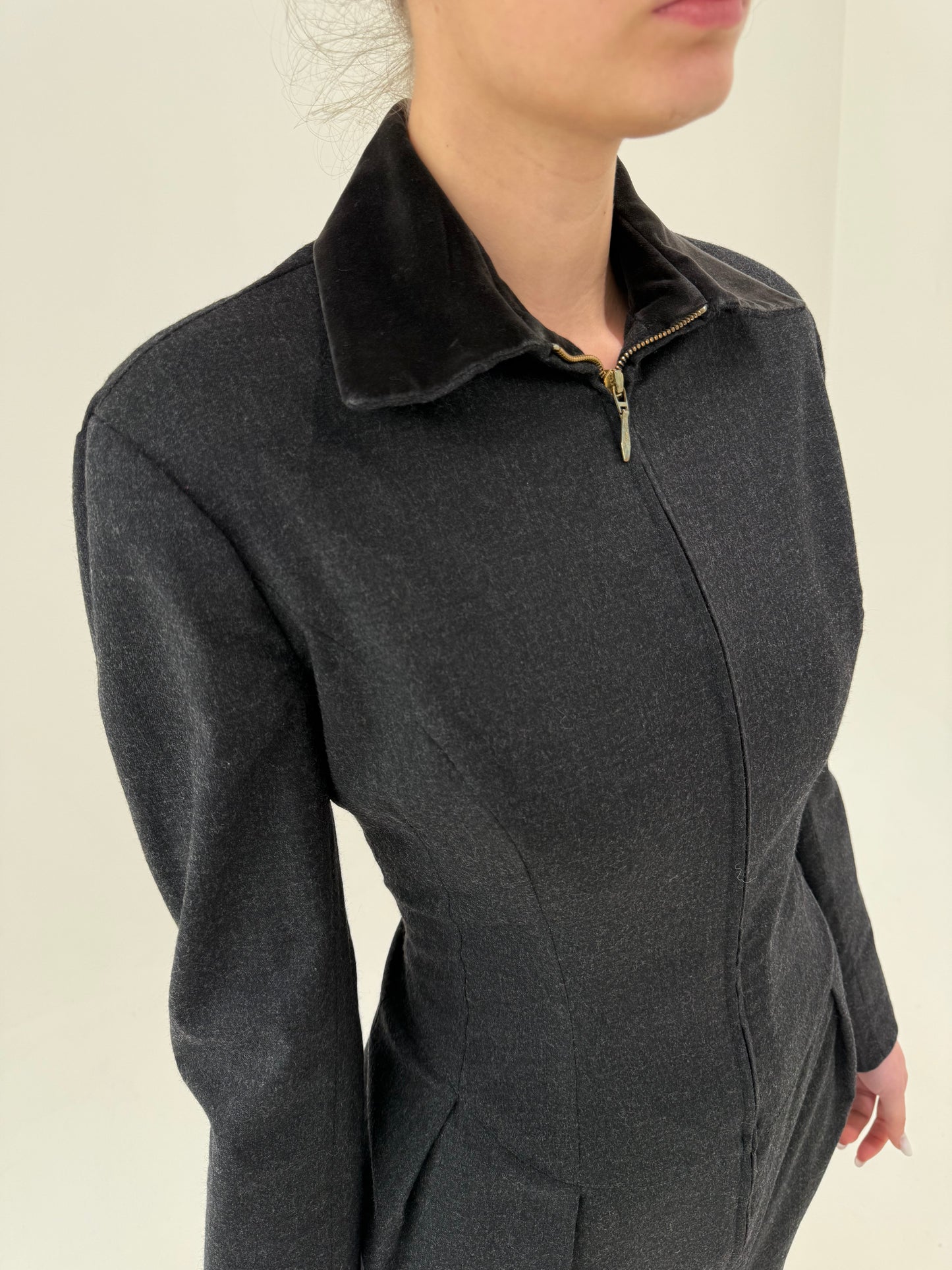 Rochie vintage in stil Mugler ultra cambrata din stofă structurată