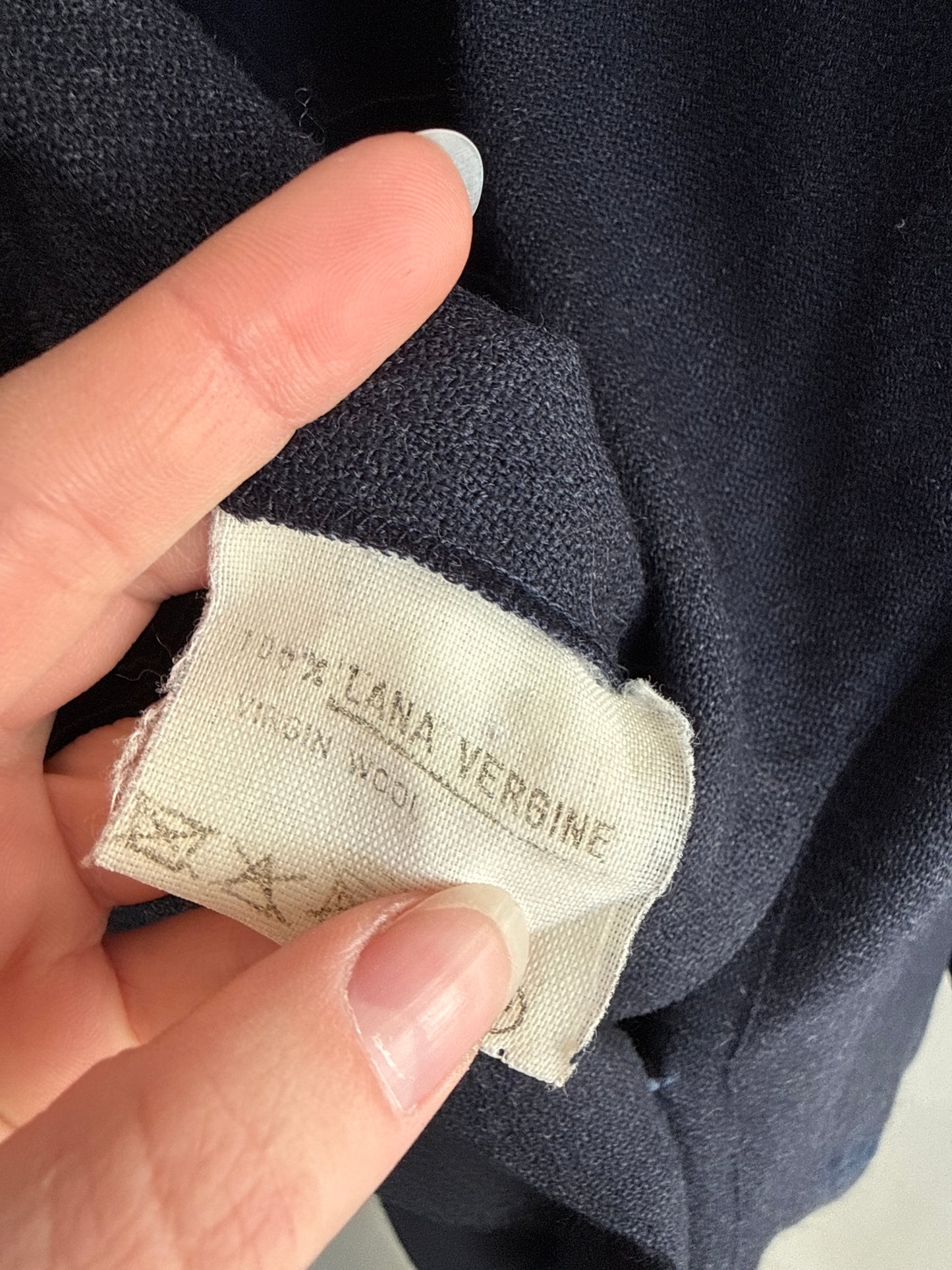 Salopetă tall tip sacou dark blue cu talie ultra înaltă marcată și închidere dublă