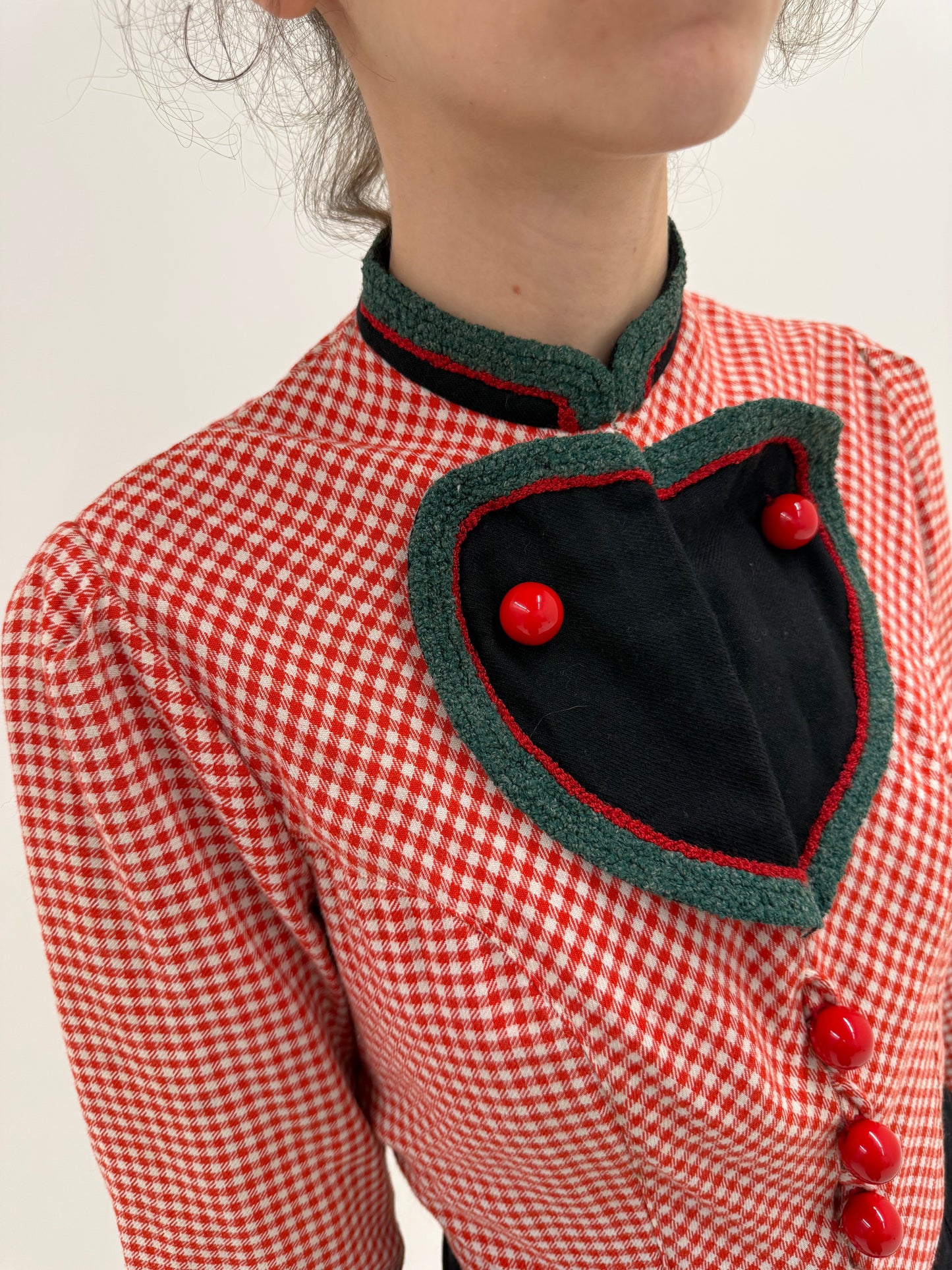 Rochie Old vintage anii 70-80 din lana extrafina super cambrata cu corsaj