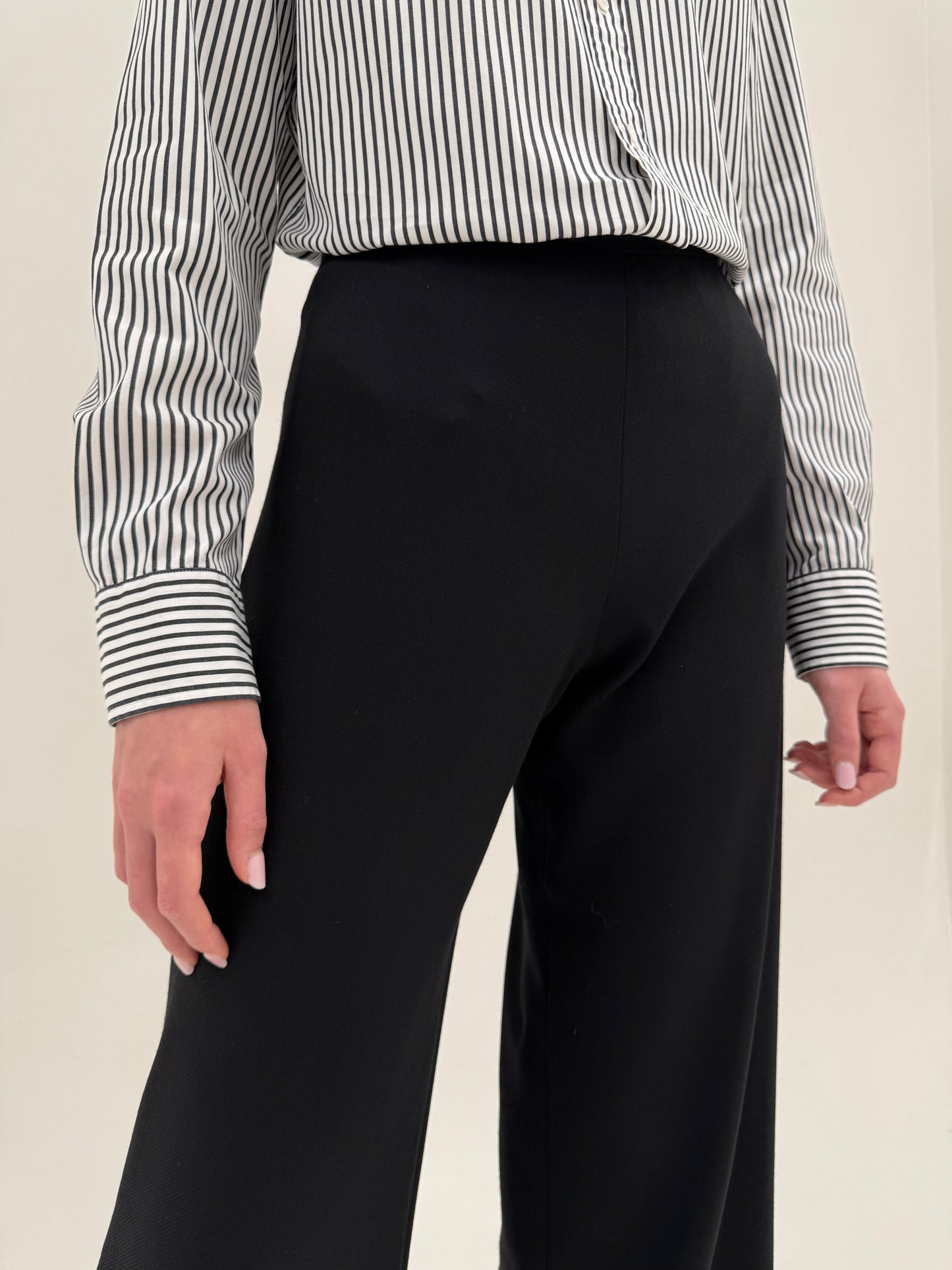 Pantaloni Max Mara negri palazzo cu talie înaltă de la zi la seară