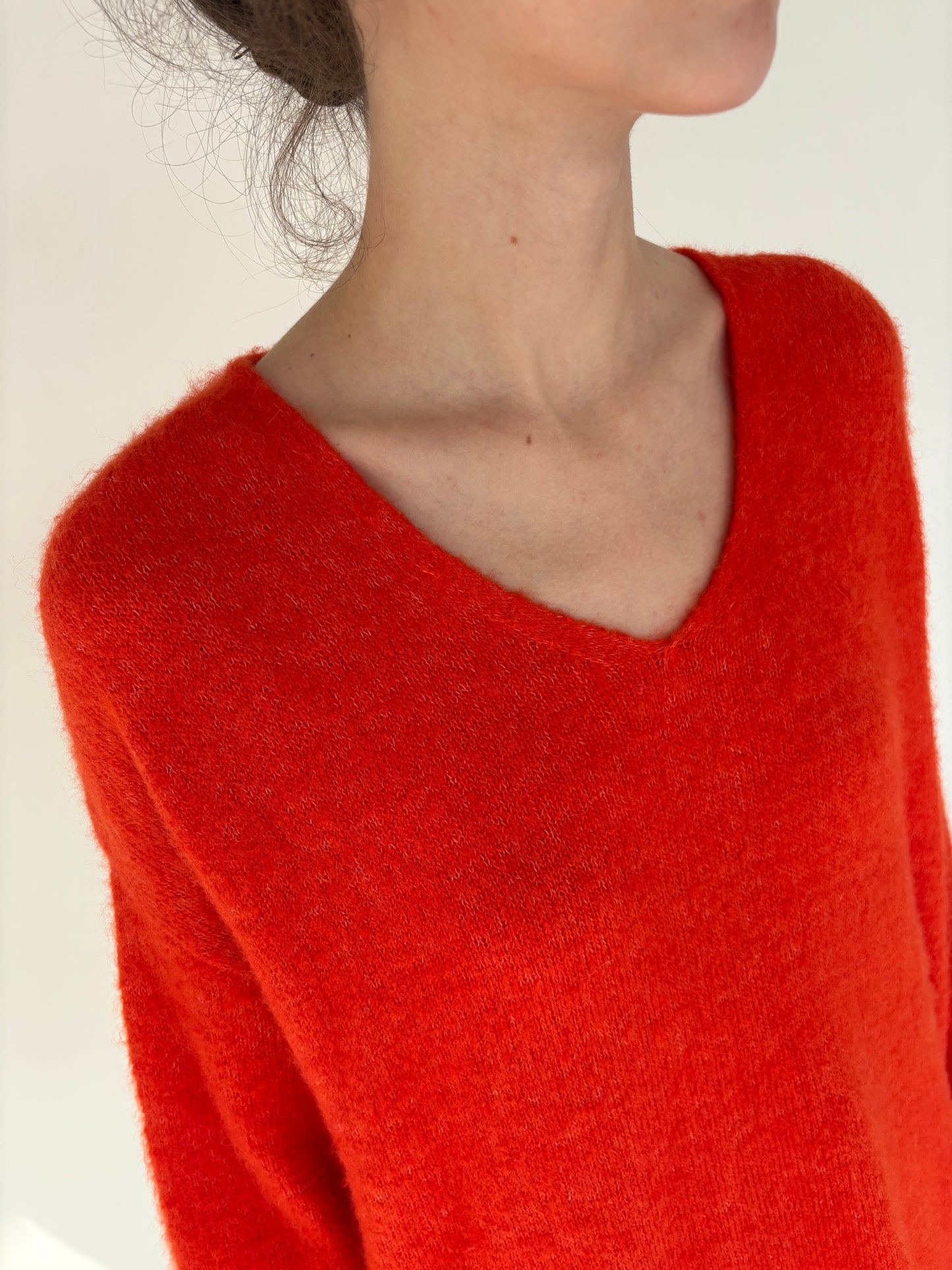 Pulover electric orange din mix de baby mohair în croi lejer