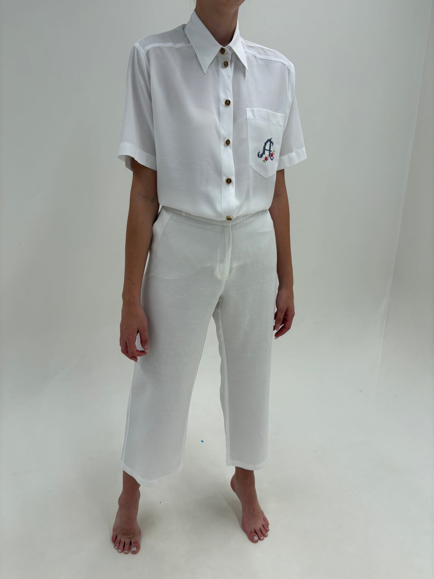 Pantaloni petite din in premium în croi clasic