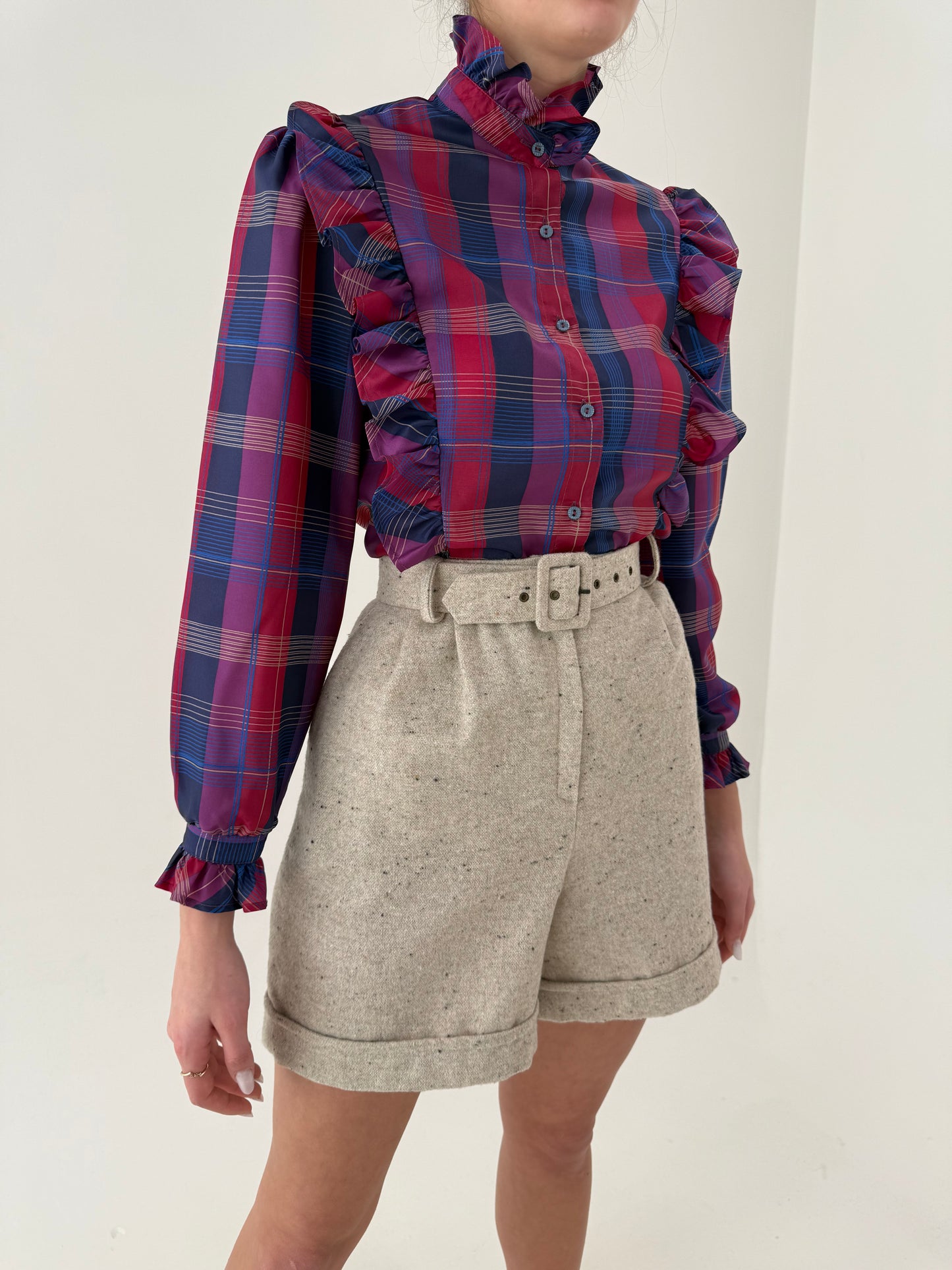 Pantaloni light nude din dota cu centura proprie și talie ultra înaltă