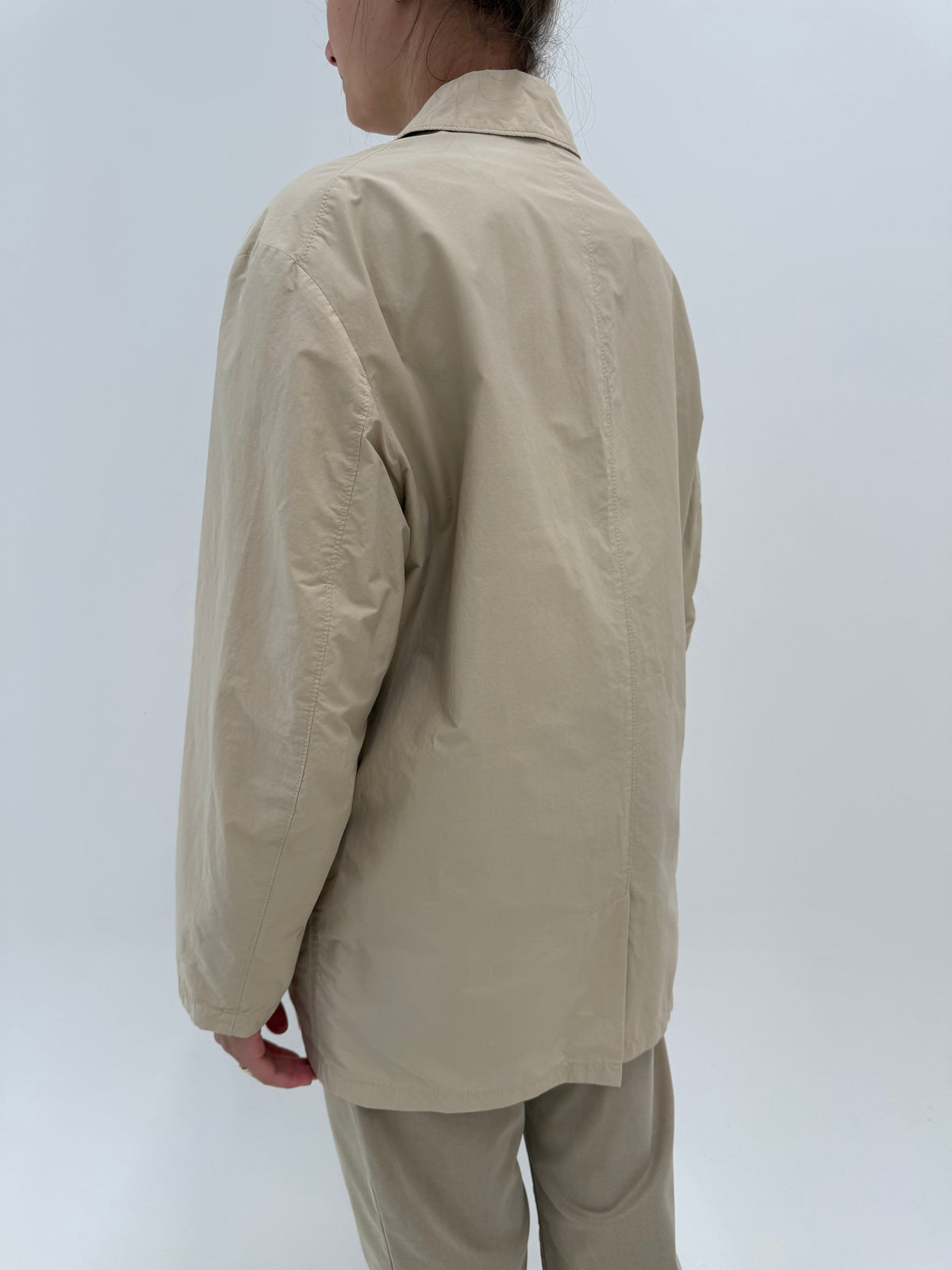 Trebch Hugo Boss clasic camel impermeabil