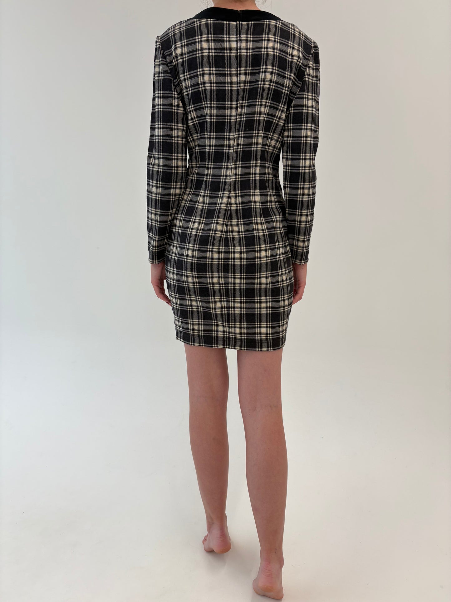Rochie vintage italiană din lana extrafina virgină cu feronerie aurie