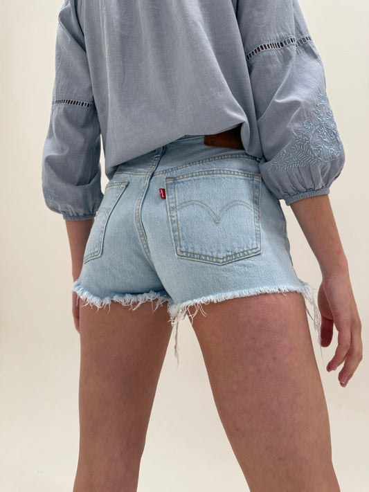 Pantaloni scurti Levi’s din jeans cu talie înaltă