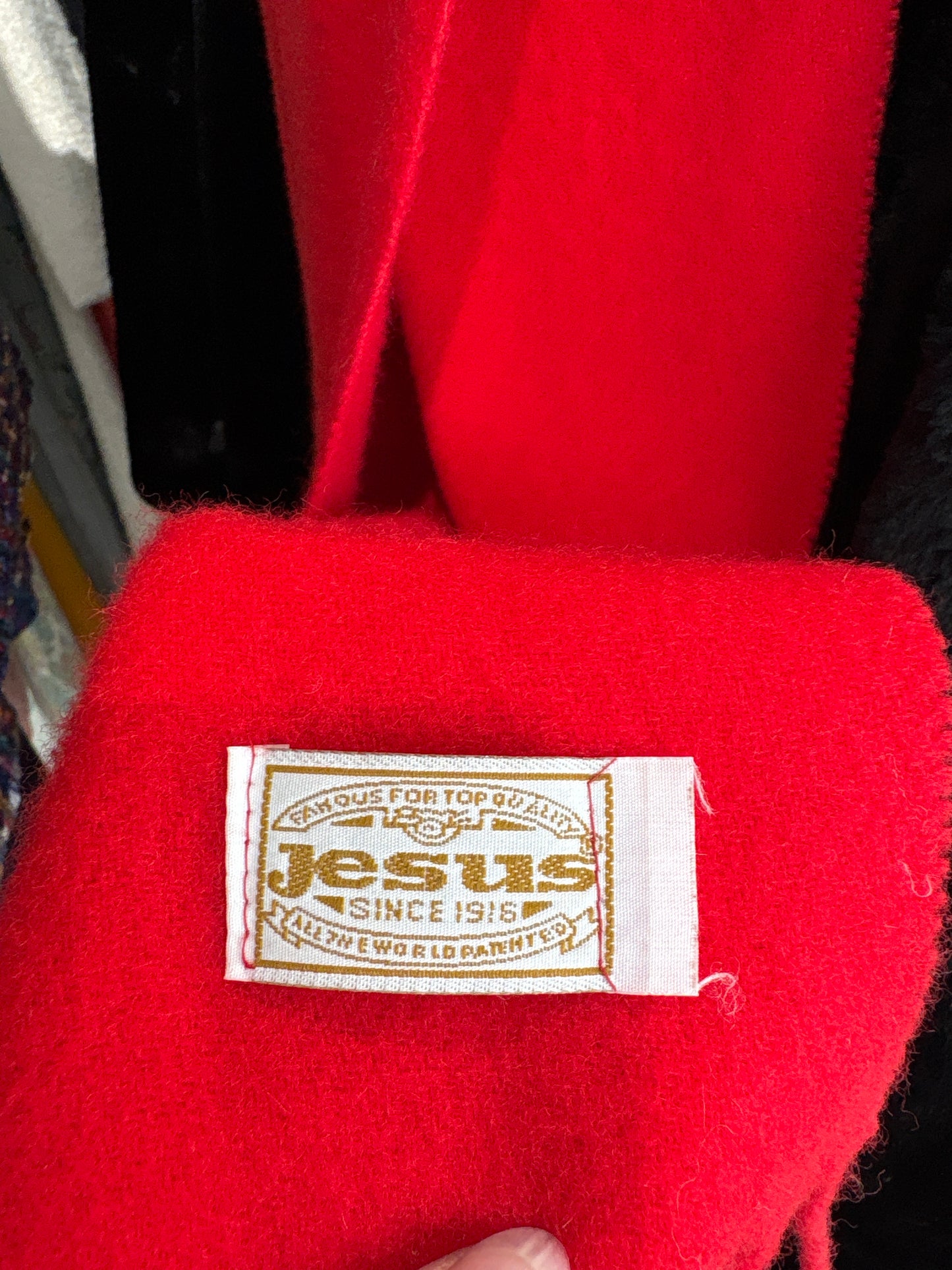 Fular roșu tare din lana extrafina