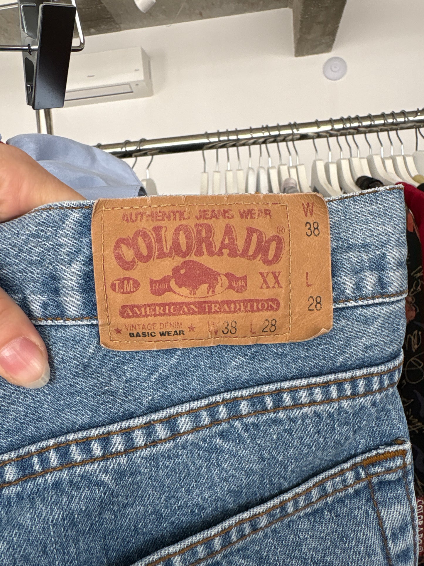 Jeans vintage premium petite mom fit classic wash cu talie înaltă