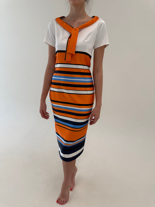 Rochie în dungi în croi ultra feminin midi lung cu bust ușor modelator