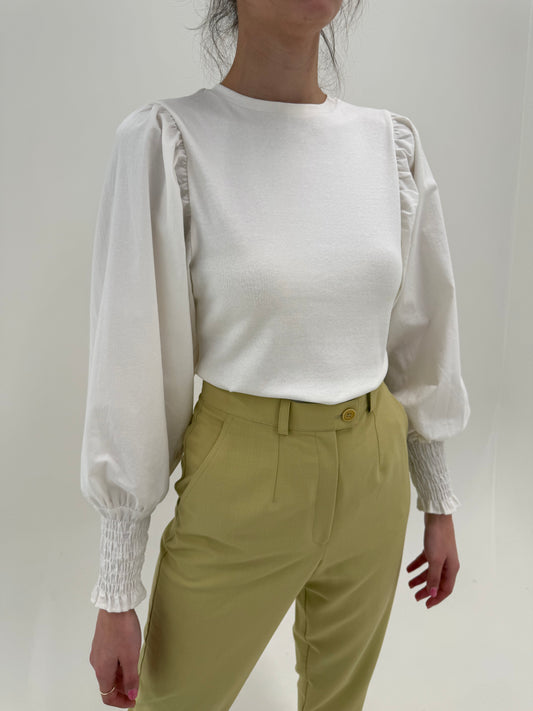 Top vintage cambrat cu mâneci ample din pânză și manșete ultra înalte