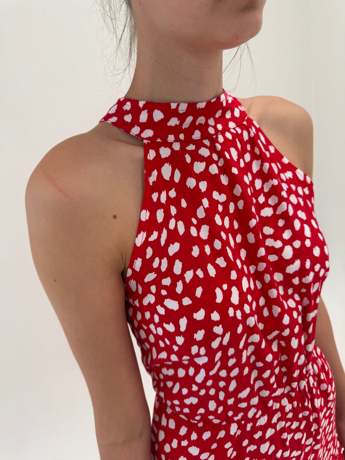 Rochie maxi tall cherry red în croi deosebit vaporoasă
