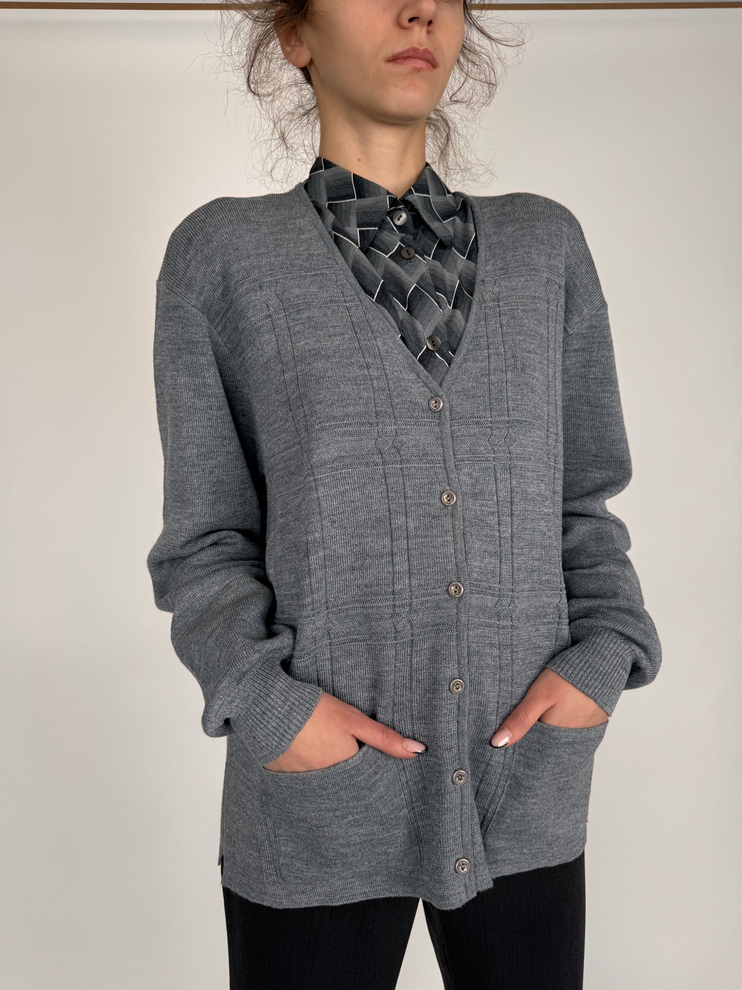 Cardigan Cloud gray din lana merino extrafina de gramaj mare