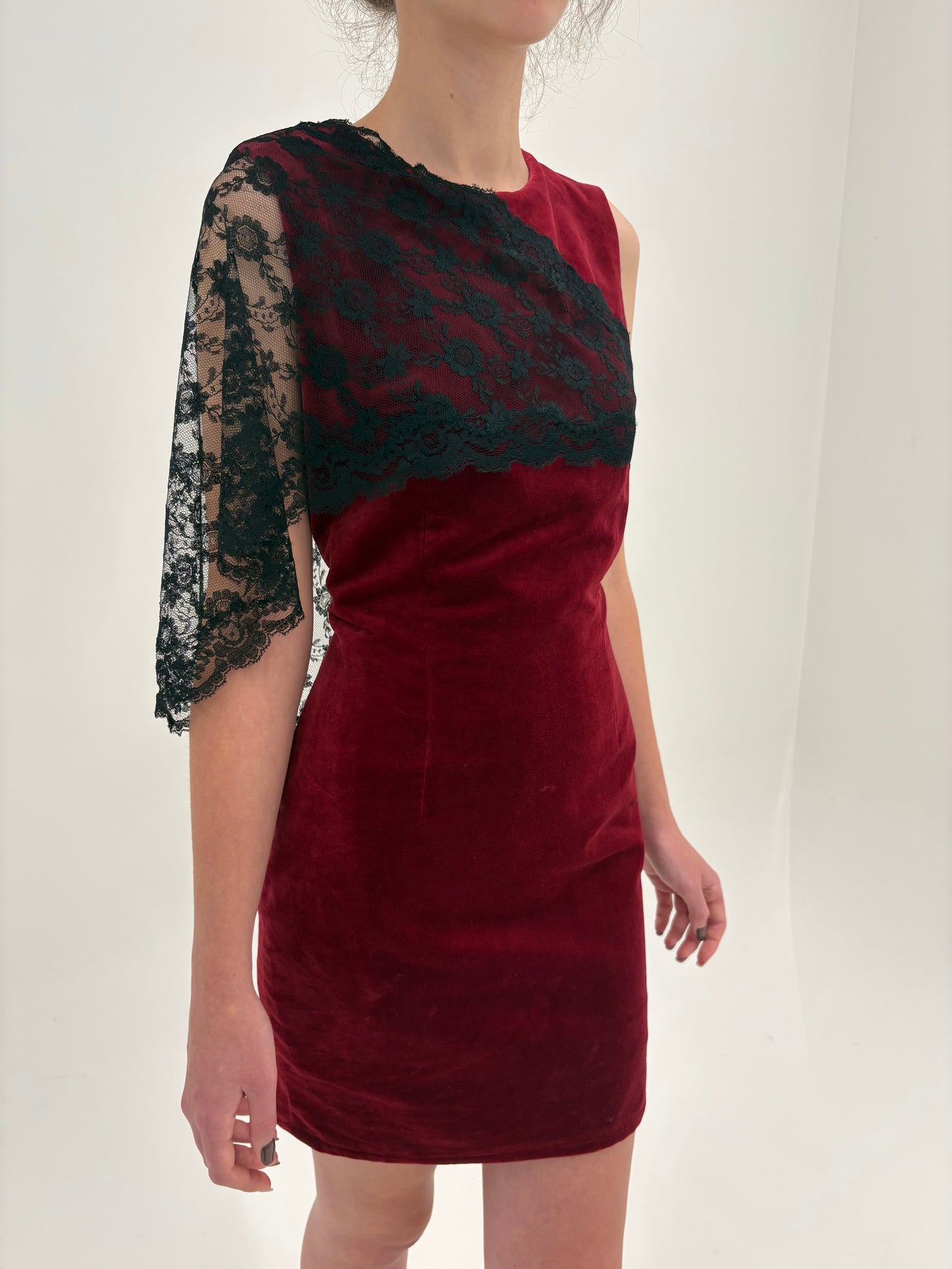 Rochie vintage din catifea excepțională de bumbac cu dantelă