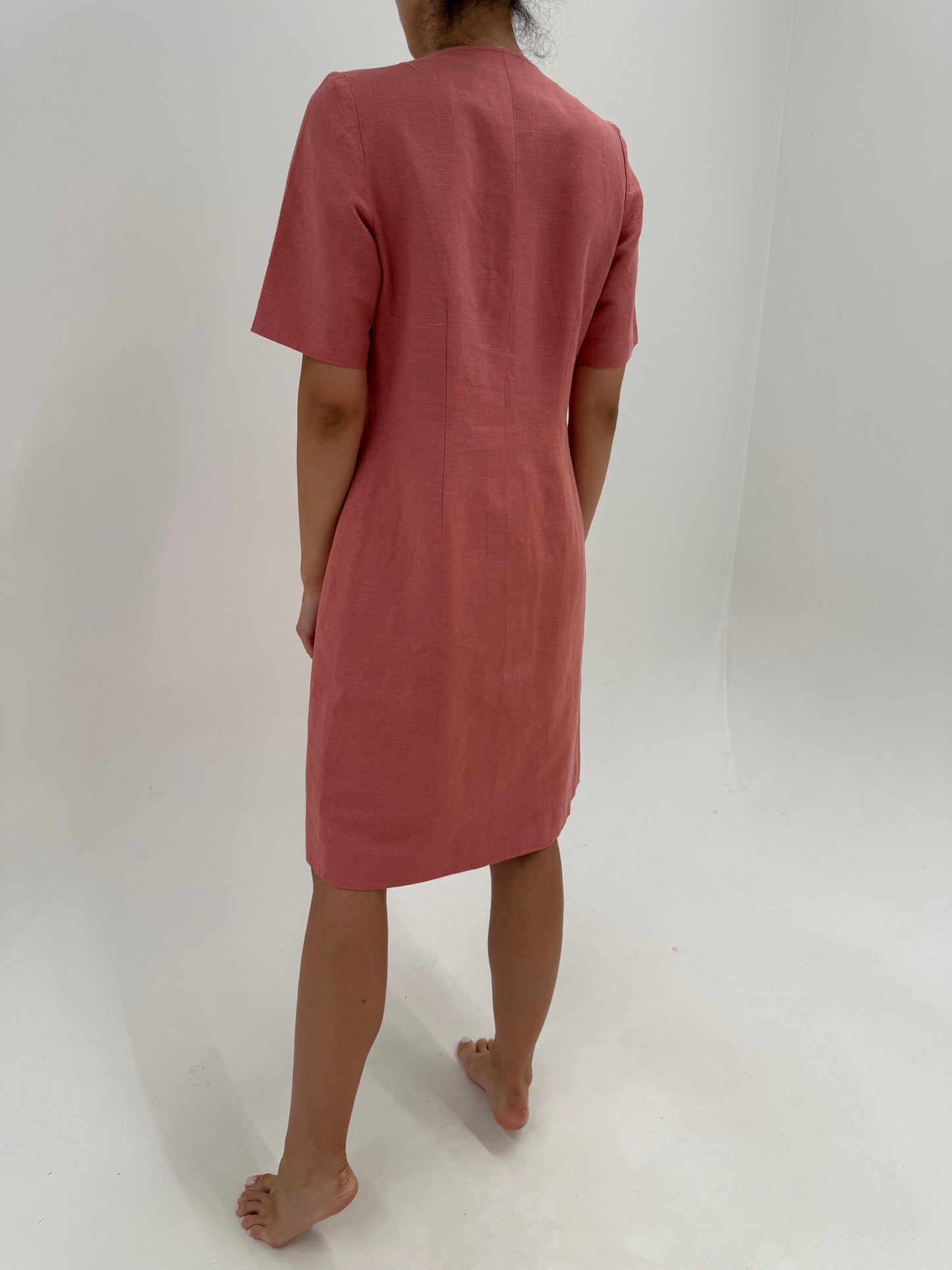 Rochie vintage dusty old pink din pânză ușor structurată de in