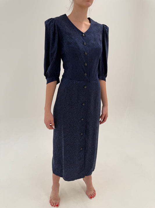Rochie vintage cu corsaj și mâneci ușor bufante din material luxury