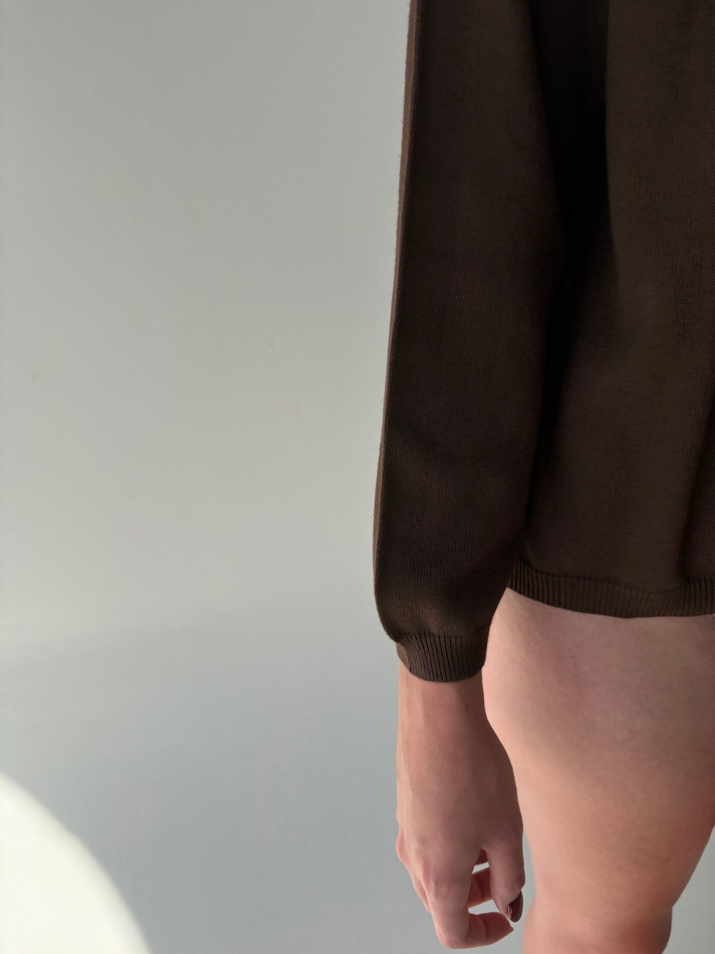 Bluză chocolate brown polo petite din jerse