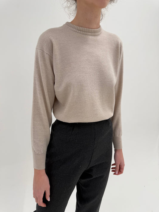 Pulover nude high end italian petite din lana merino extrafina de gramaj mare