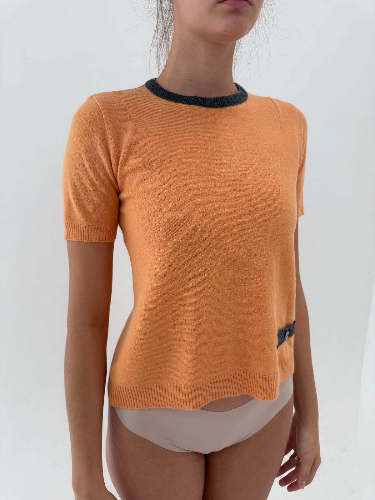 Top light orange din lana extrafina