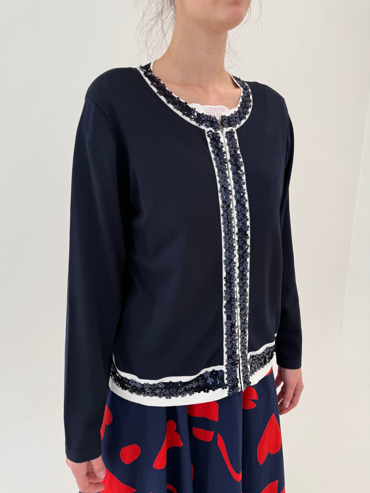 Cardigan Navy cu aplicații maaule delicate cu influențe nautice