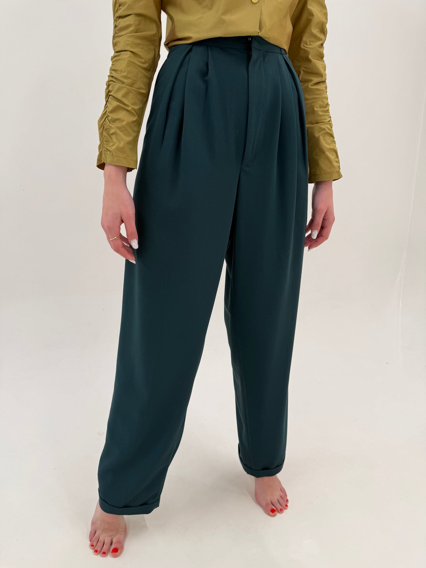 Pantaloni tall dark green din twill de bumbac cu talie extrem de înaltă și pense