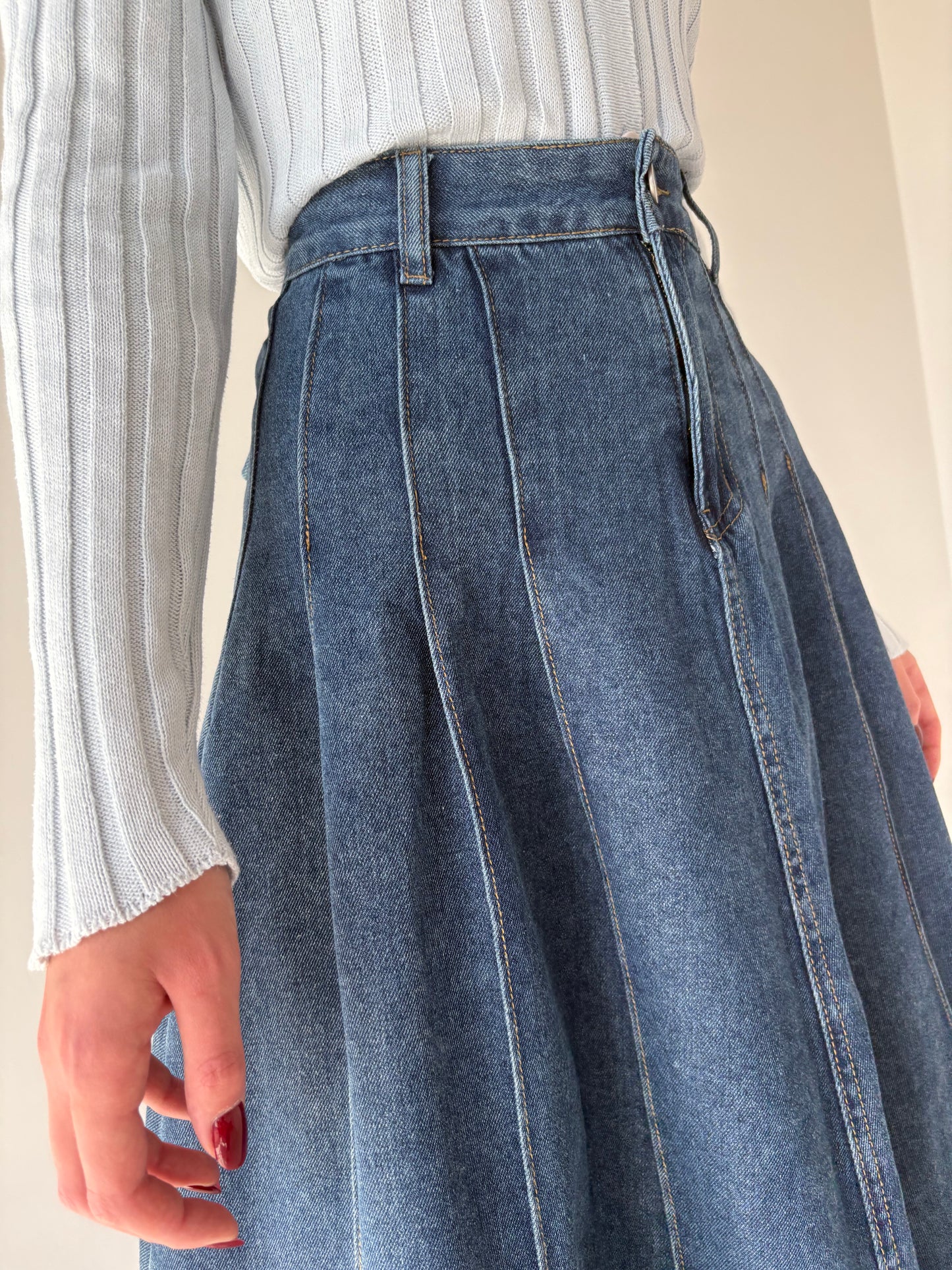 Fustă A-line din jeans premium în croi amplu și talie ultra înaltă
