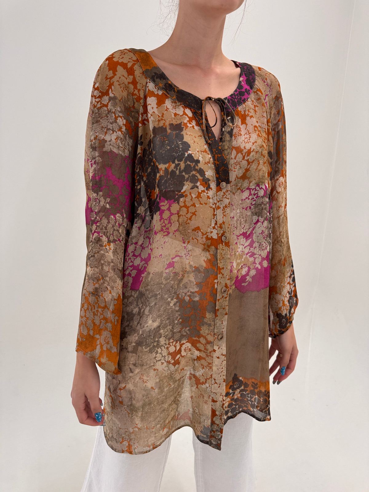 Tunica vaporoasă de brand luxury plus size italian Elena Miro cu accente fucsia