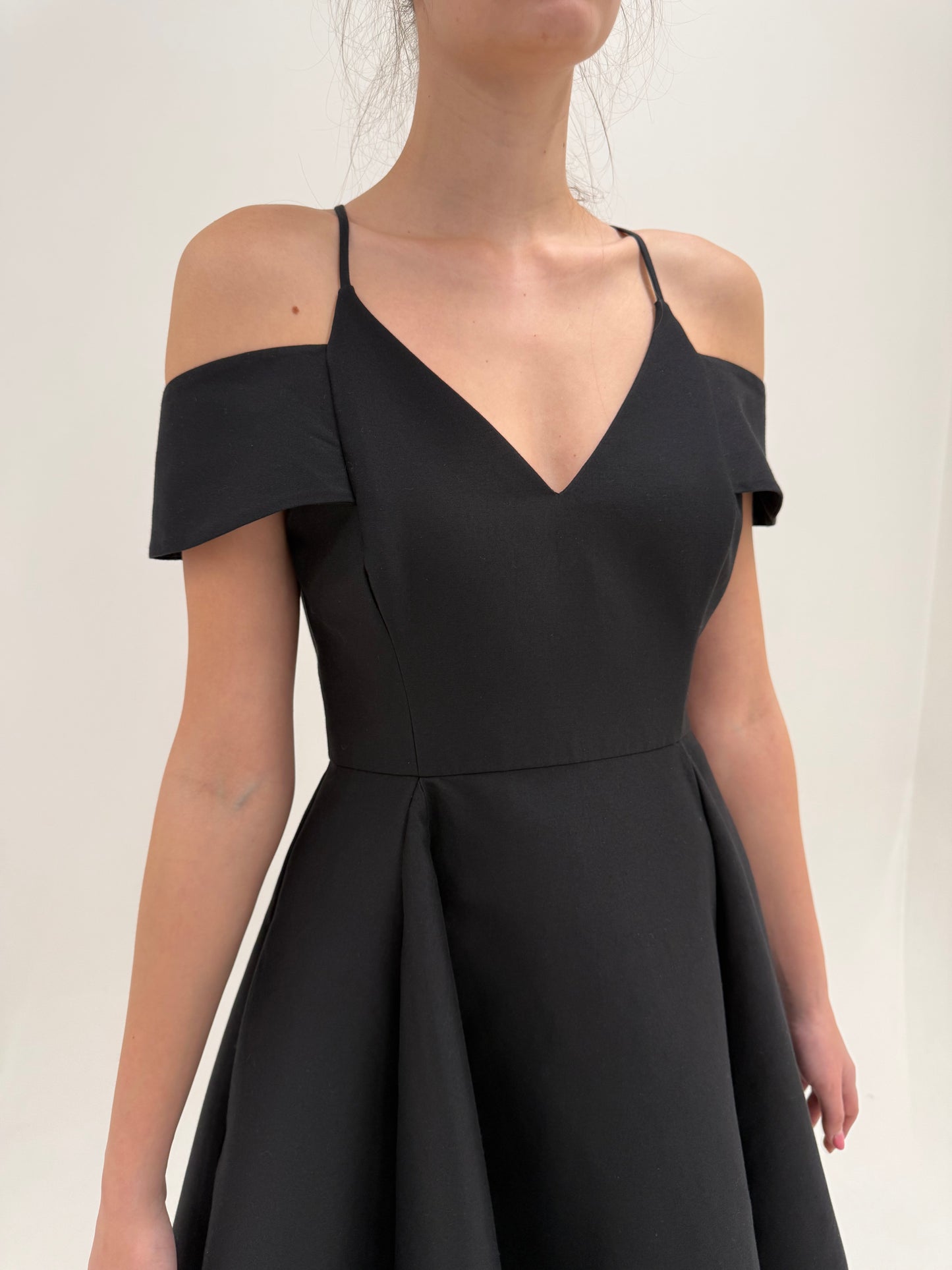 LBD luxury Halston in croi de ani 50 din mătase naturală și bumbac