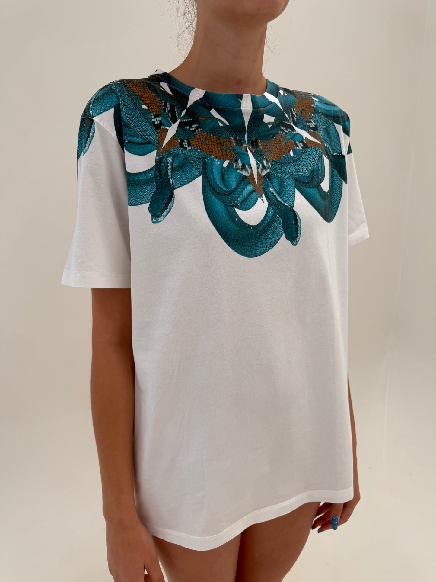 Top de brand luxury Marcelo Burlon cu print superb specific brandului