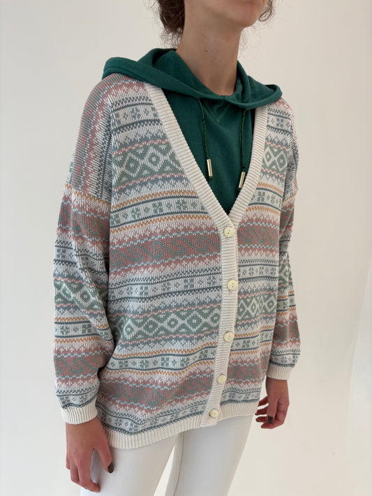 Cardigan vintage în croi lejer și culori pudrate din lana extrafina de gramaj mare
