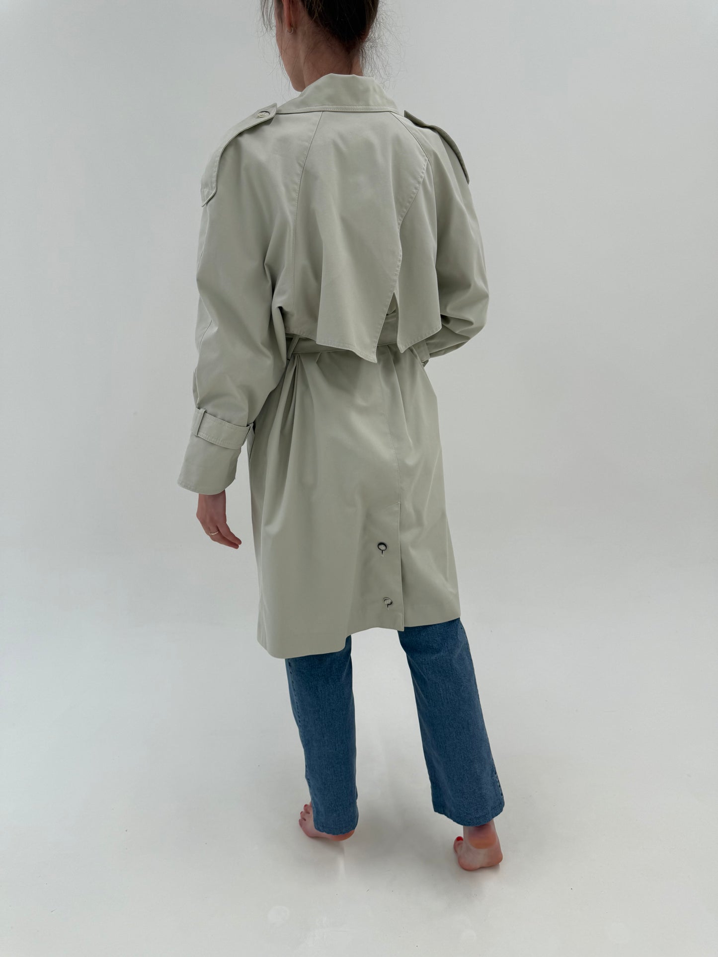 Trench vintage excepțional din gabardină în nuanța pudrată de brand premium