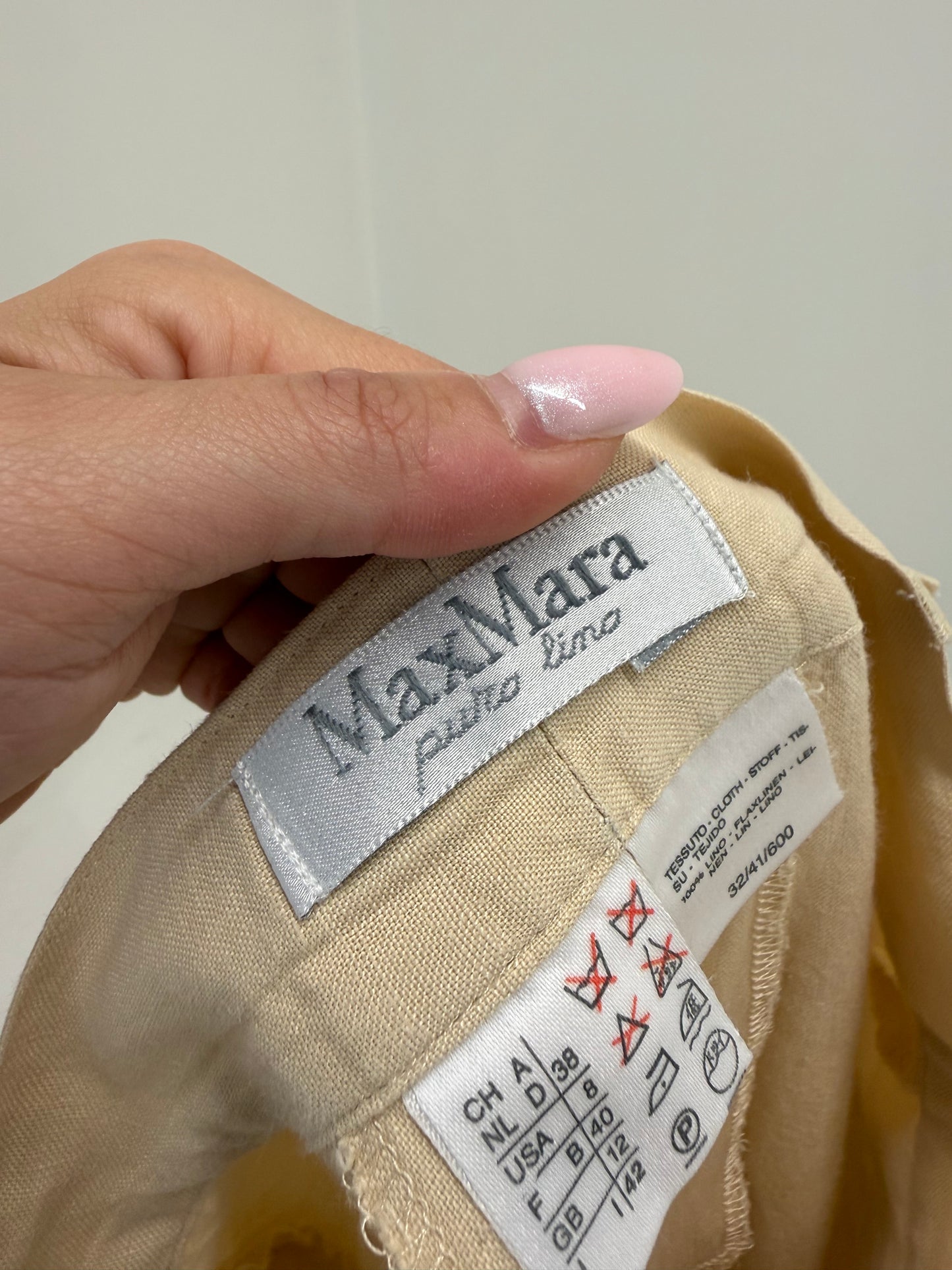Pantaloni camel Max Mara din in premium cu pense și talie ultra înaltă