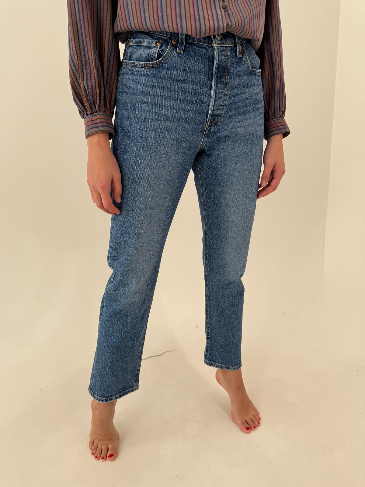 Jeans Levi’s 501 classic wash din bumbac gros confort