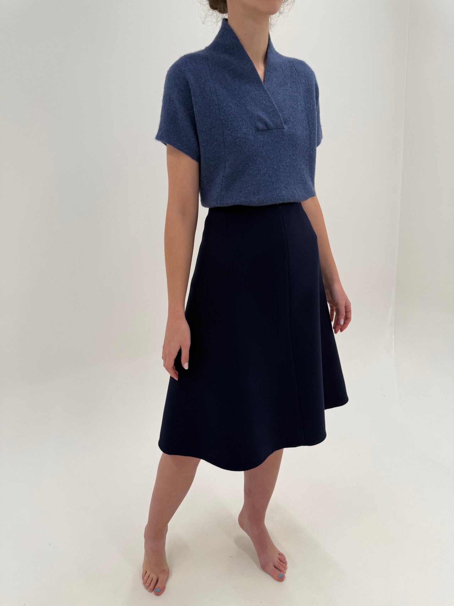 Fustă vintage din lana extrafina structurată Navy blue