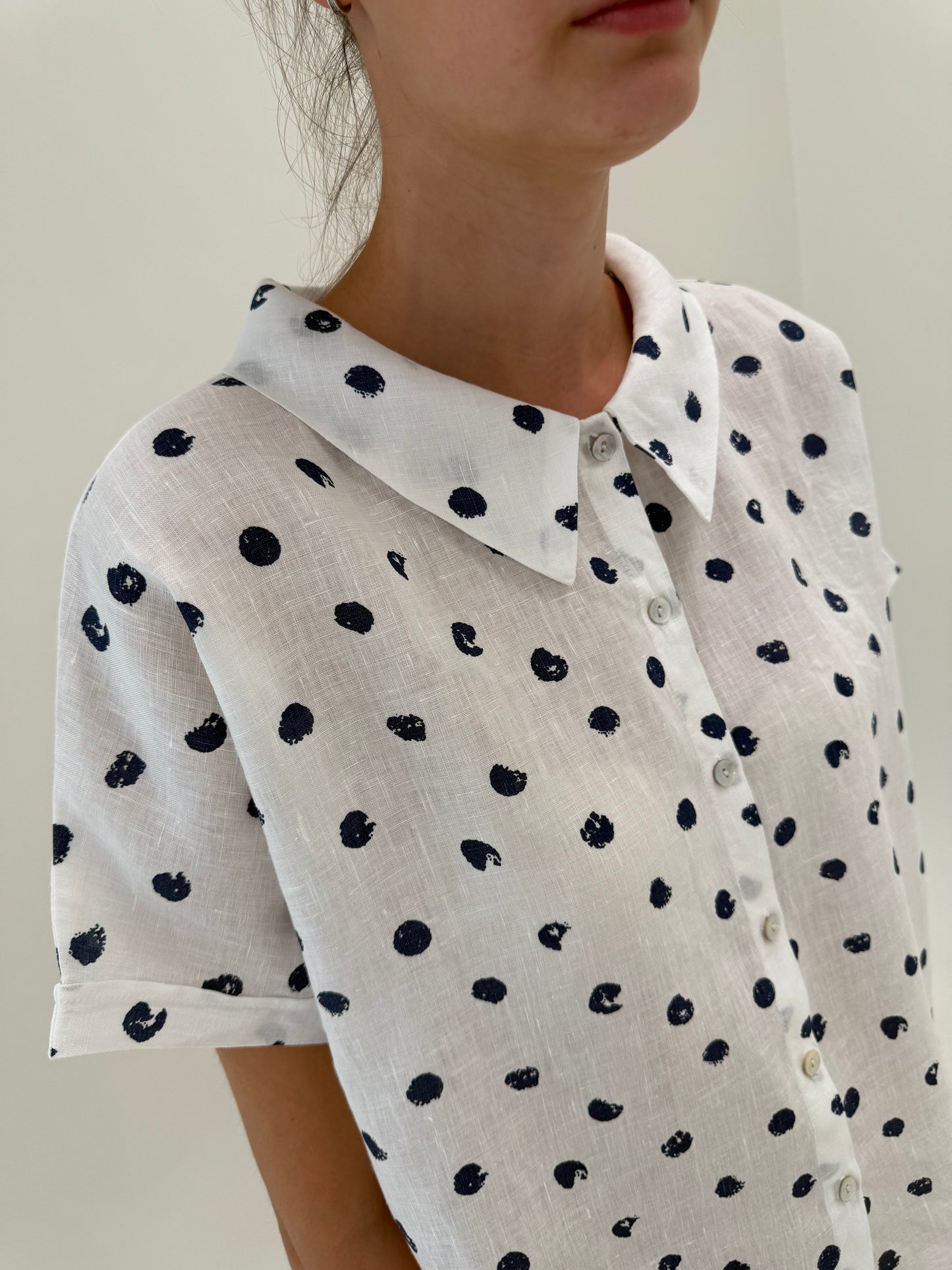 Cămașa din in premium cu print Navy în croi oversized