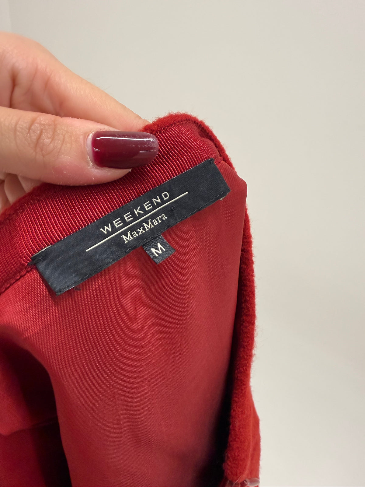 Fustă Max Mara merlot red din boiled wool în croi ușor A-line