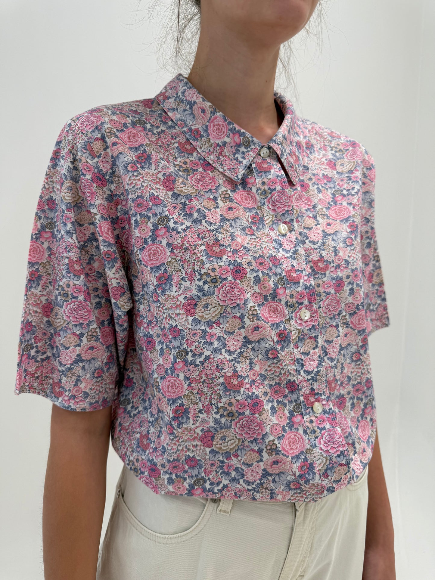 Cămașa luxury vintage Cacharel cu print superb în nuanțe pudrate