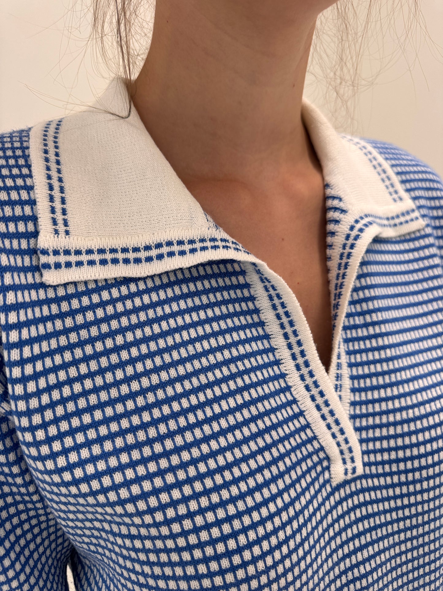 Top polo din jerse fin de bumbac în carouri fine albastru cerneală
