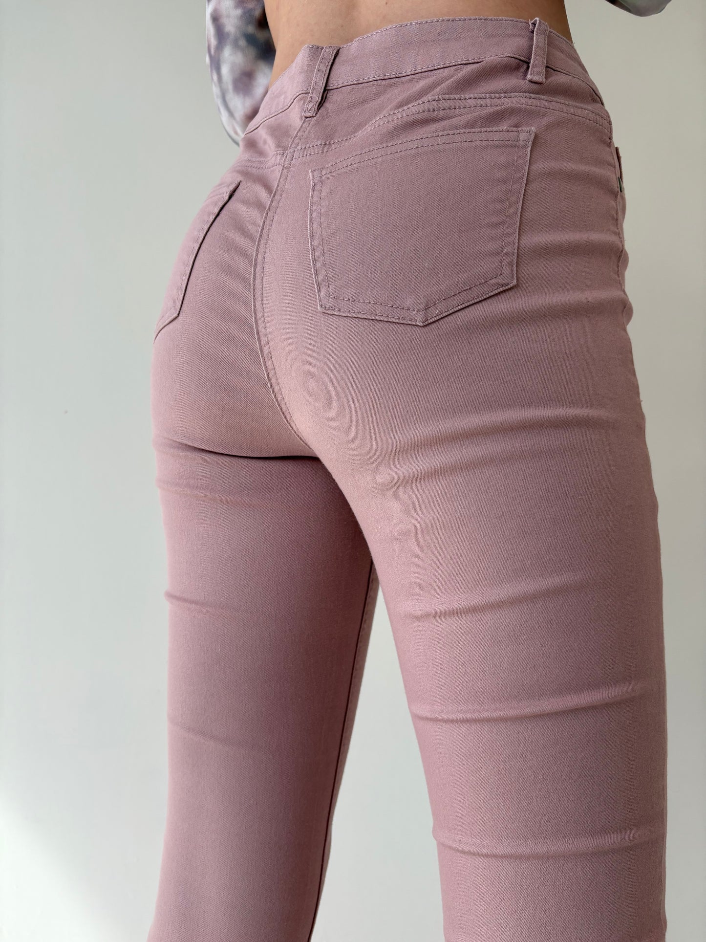 Jeans premium light pink petite capri modelatori
