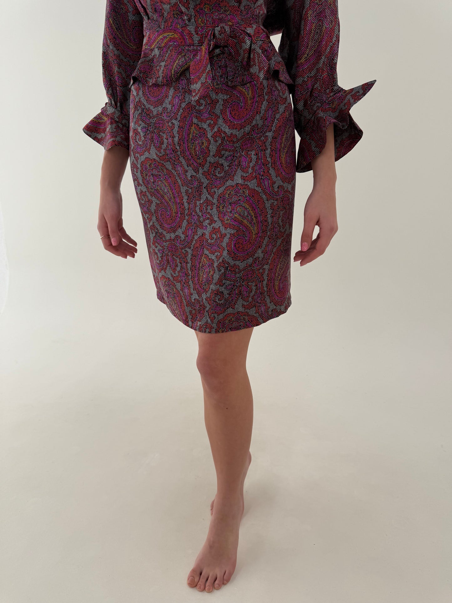 Set ultra feminin superb din mătase naturală cu print paisley