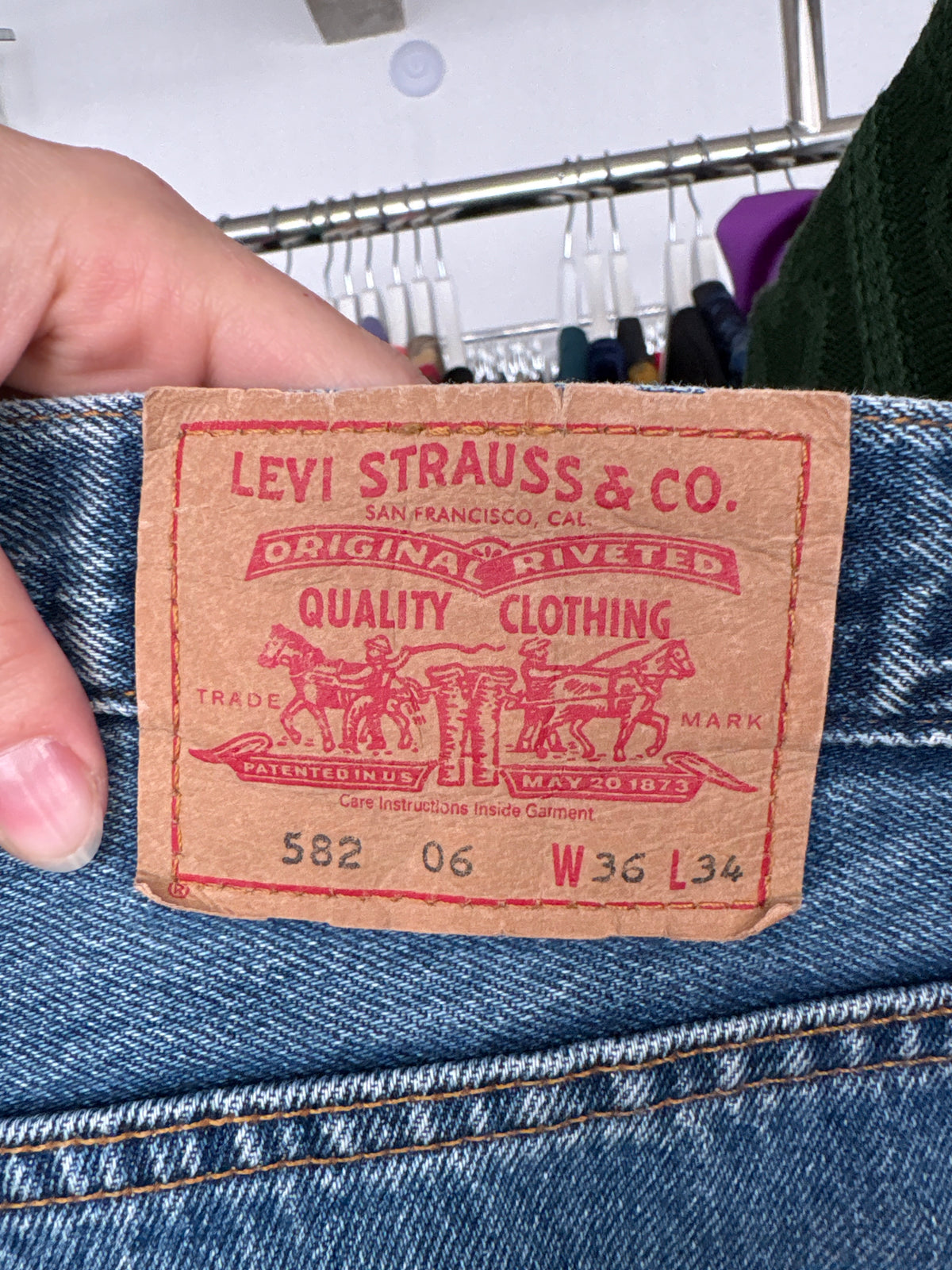 Jeans vintage Levi’s tall straight leg din denim gros de bumbac cu talie înaltă