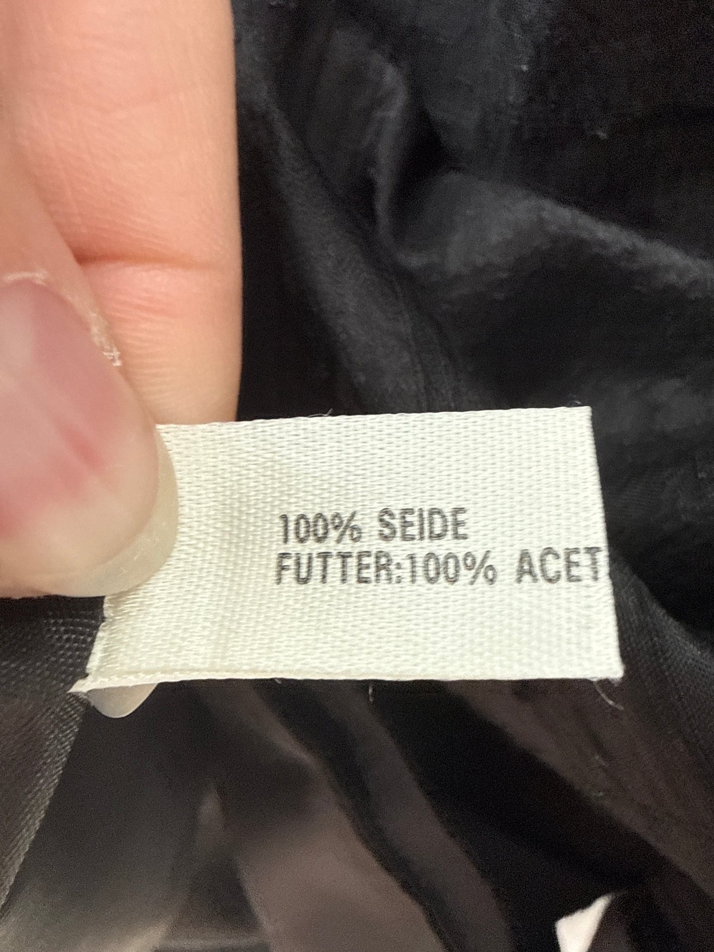 Sacou vintage negru cambrat din mătase naturală dupioni cu umeri bufanți